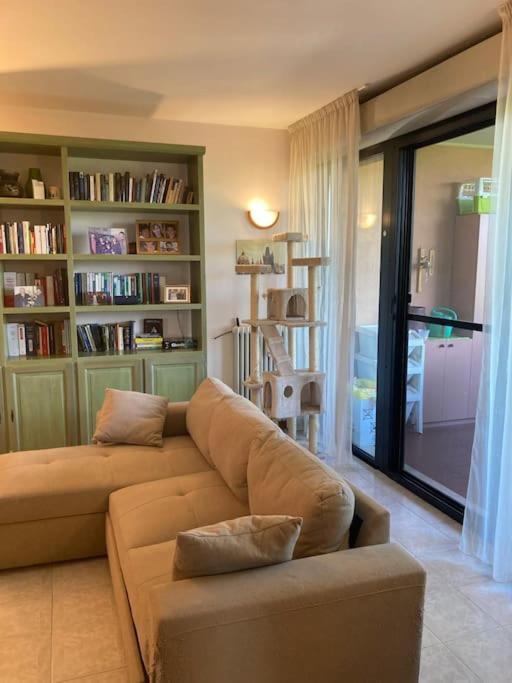 Accogliente Stanza Privata Con Bagno Privato - Daniele'S House Apartman San Donato Milanese Kültér fotó